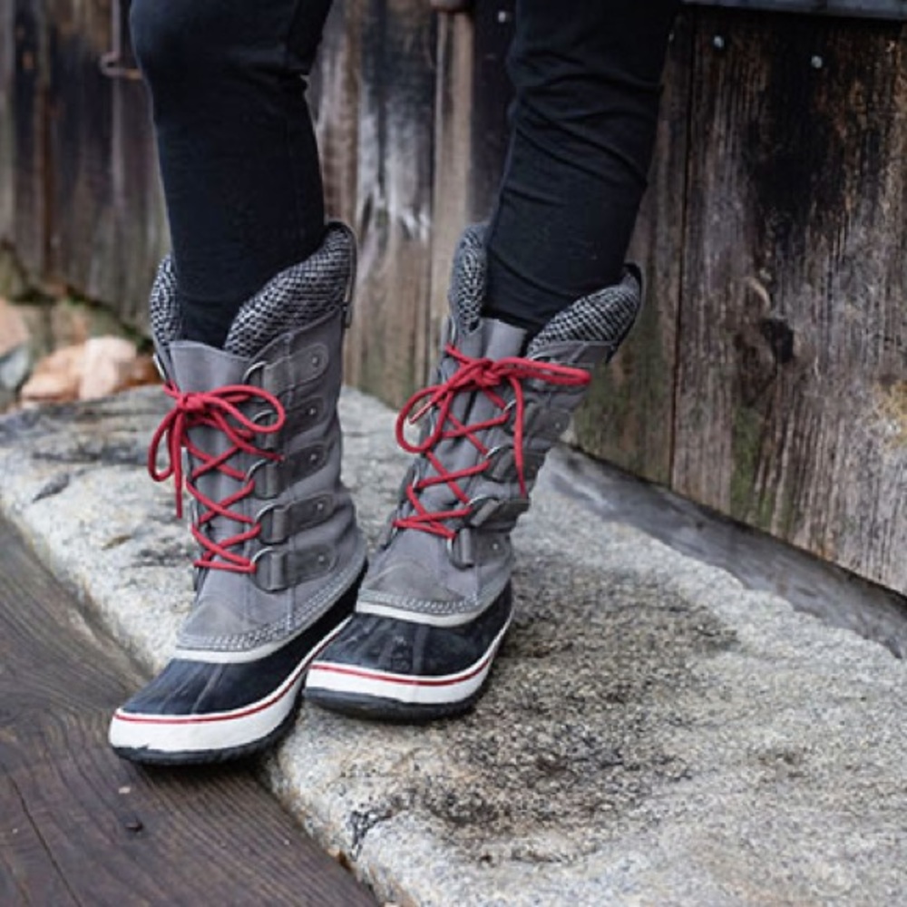Sorel | Joan of Arctic Knit Winter Boots ; 7.5